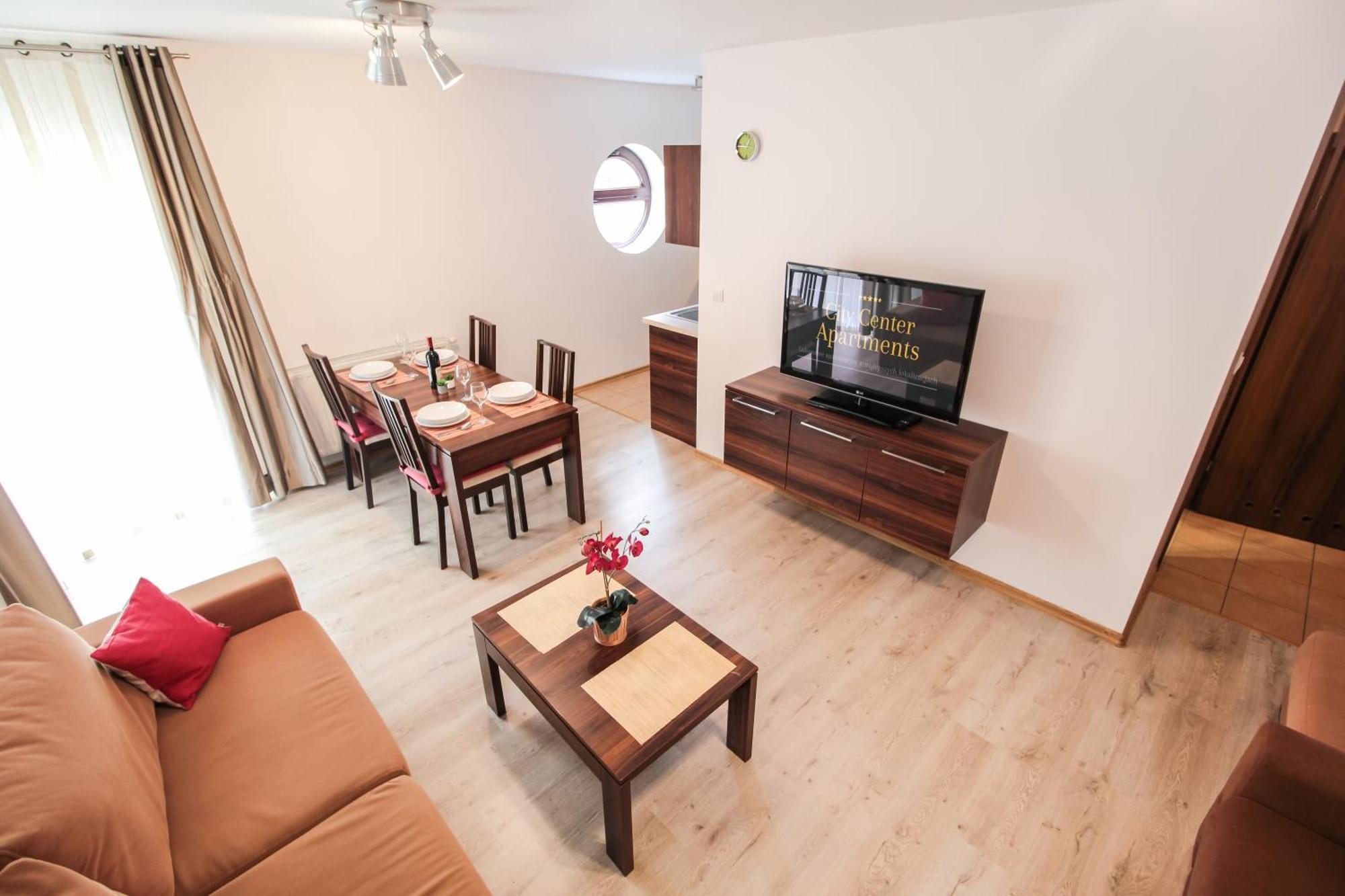 Aparthotel City Center Apartments Криница-Здруй Екстериор снимка