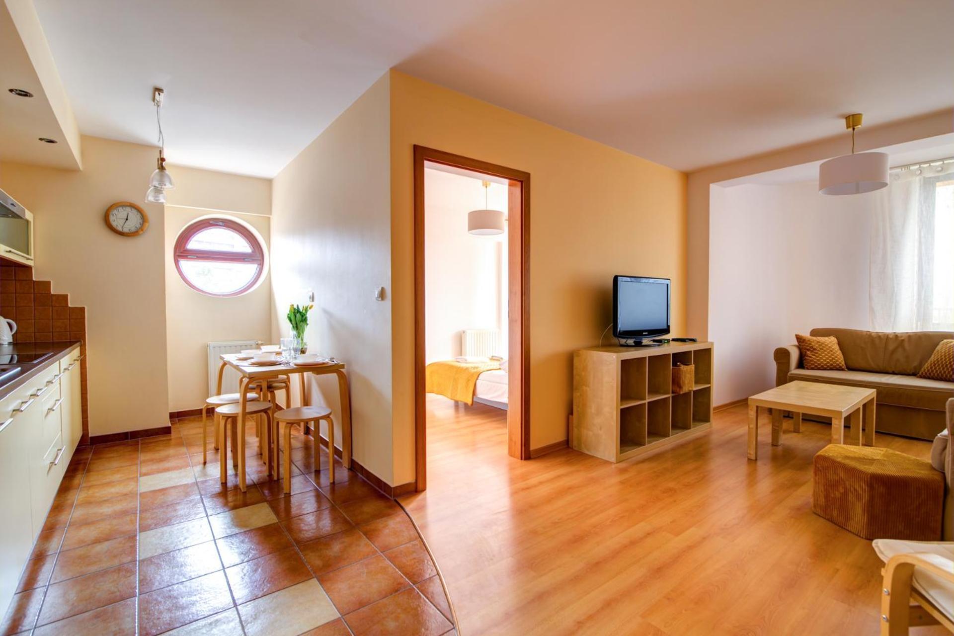 Aparthotel City Center Apartments Криница-Здруй Екстериор снимка